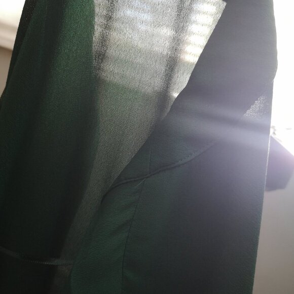 Zara Woman Ladies Size XL V-neck Long Sleeves Dark Green Blouse - Picture 9 of 13